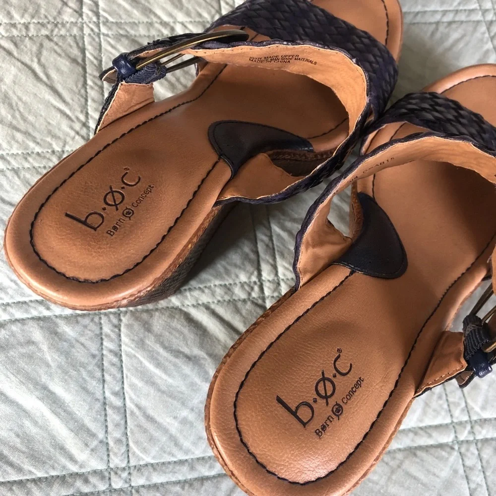 b.o.c. Wedge Sandals - Picture 6 of 9